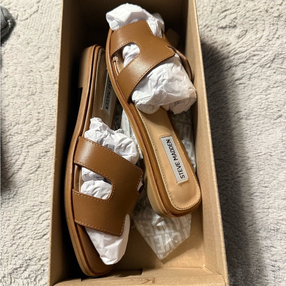 Steve Madden Tan Slide Sandals for Women size 5